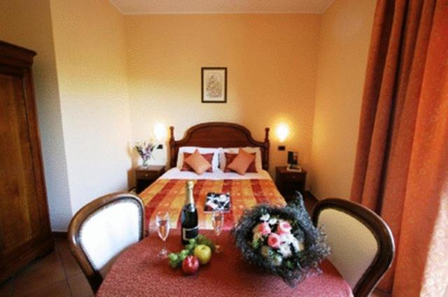 Hotel Habitat